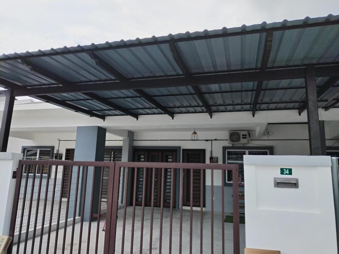 Orked Homestay Seri Iskandar Extérieur photo